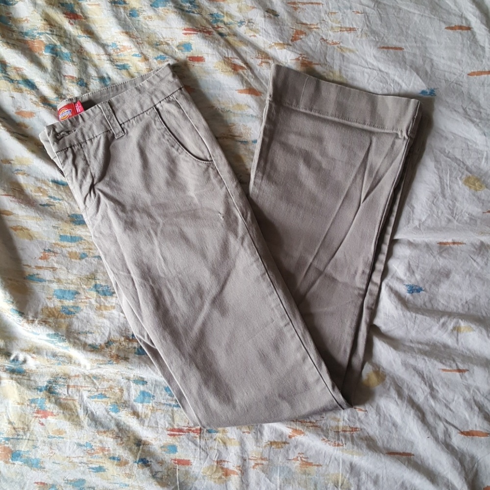 Dickies Khakis pants